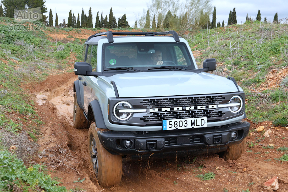 Ford-Bronco-2024-sistema-4x4 (3).jpg