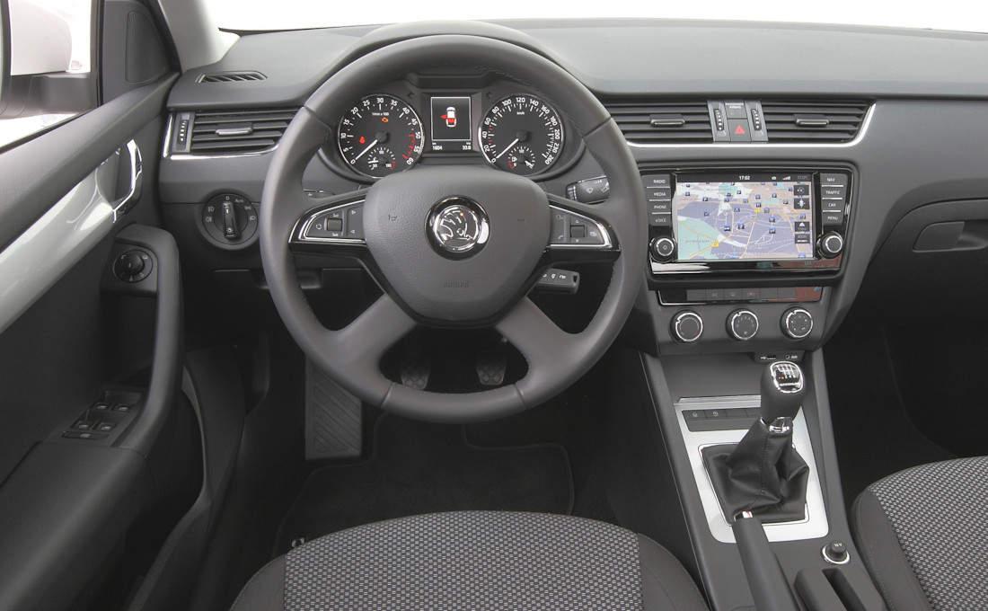 skoda-octavia-greenline-interior
