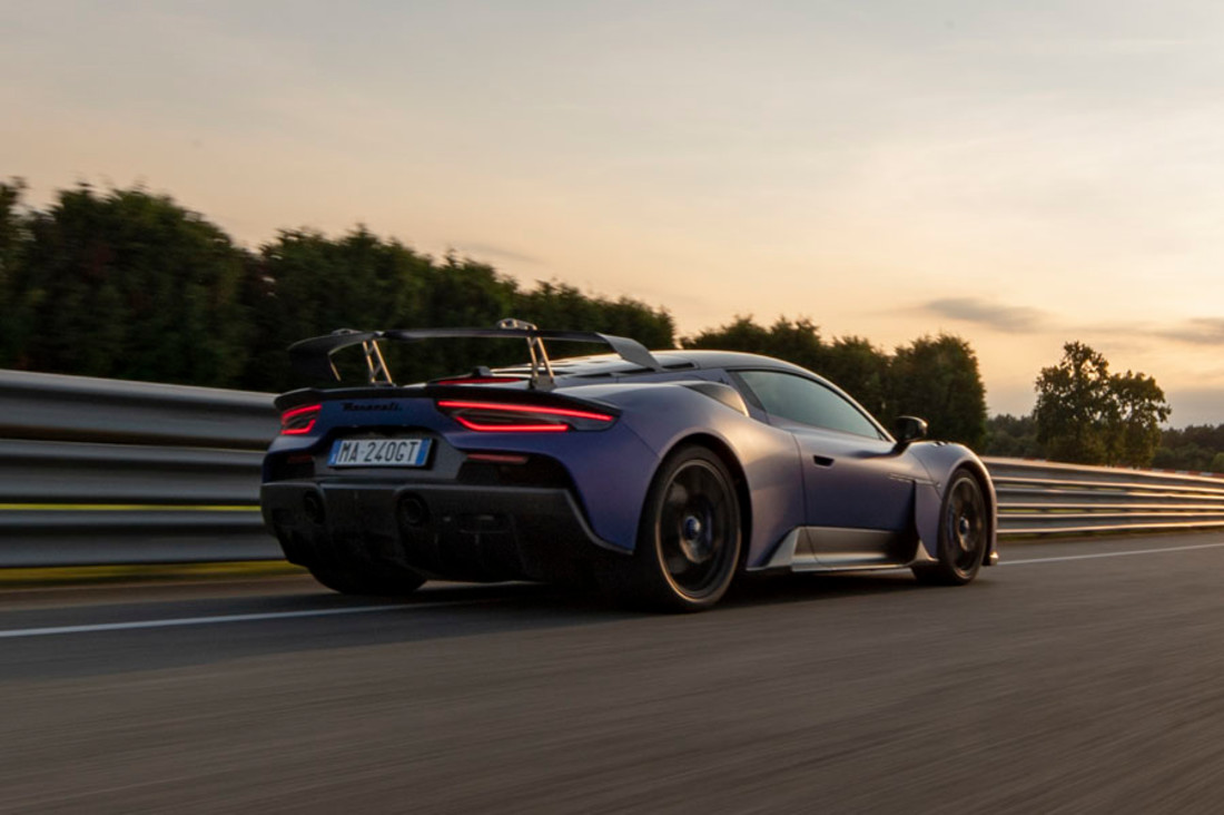 Maserati GT2 Stradale (5).jpg