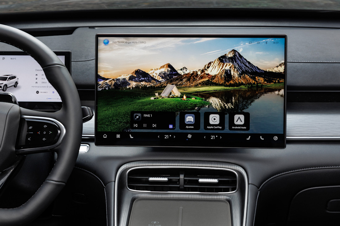 EBRO-s800-interior (2).jpg