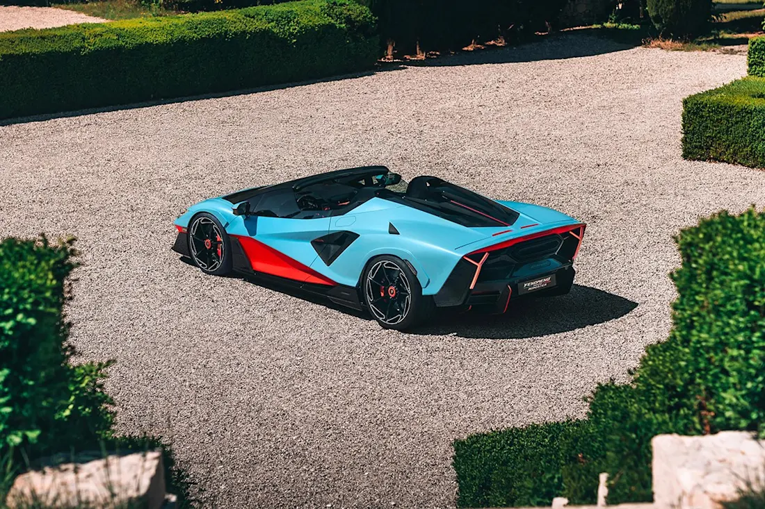 BEBE20260513 Lamborghini Fenomeno Roadster 03