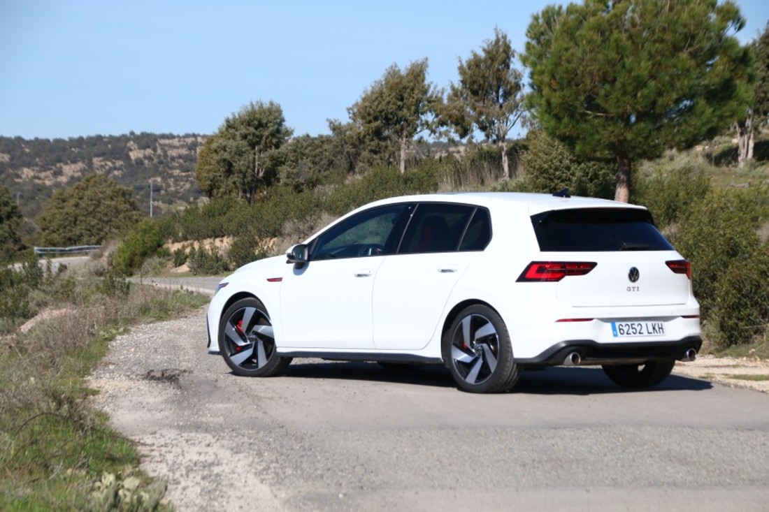 pueba-vw-golf-gti-52.jpg