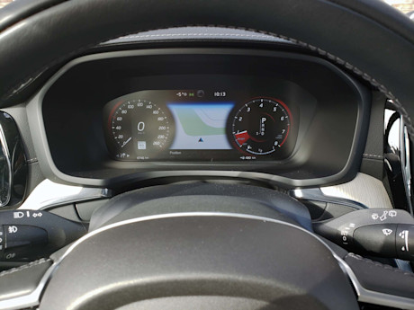 Editorial 2019 volvo v60 inscription 18 sw