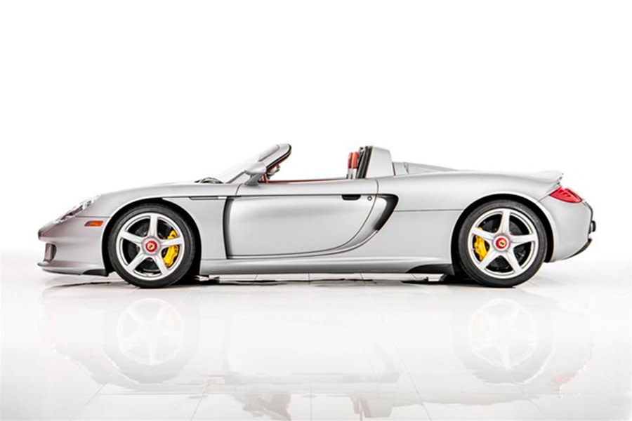 Porsche-Carrera-GT-9.jpg