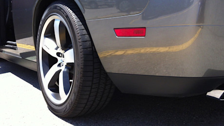 Editorial 11 jy 2012 dodge challenger srt8 392