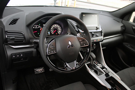 Editorial 2024 mitsubishi eclipse cross noir td 240220 13 pb