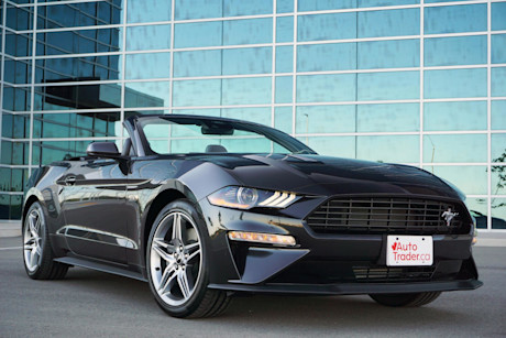 Editorial 2022 ford mustang ecoboost convertible 04 di