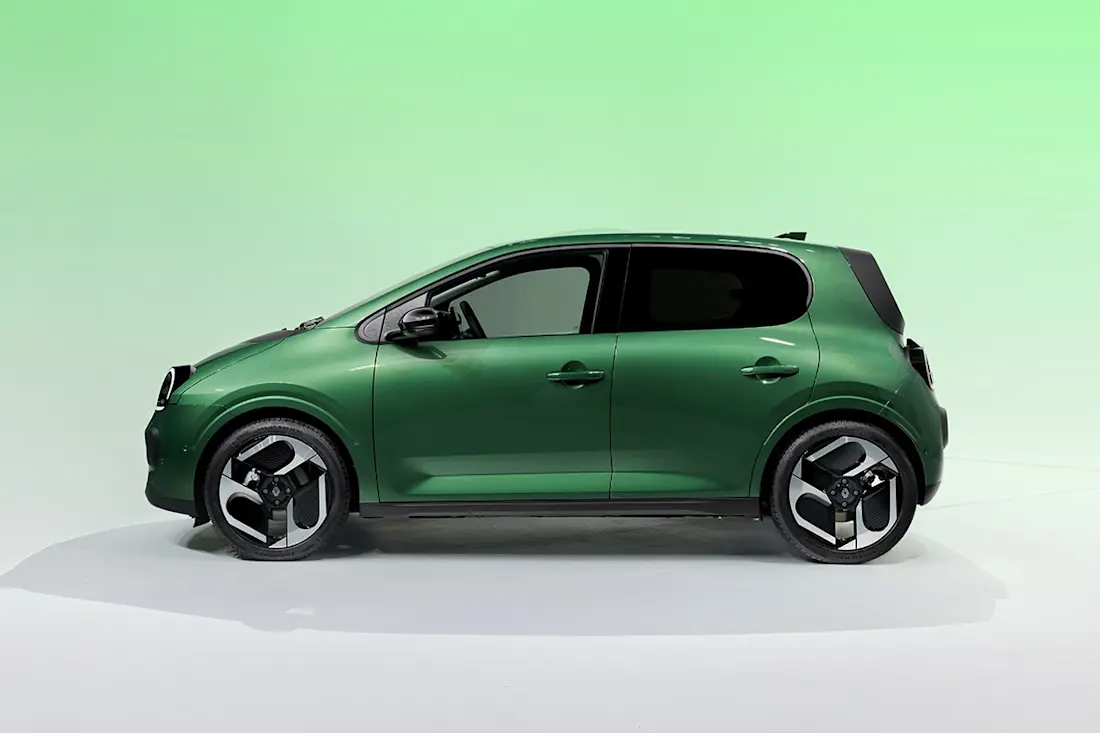 BEBE20251113 Renault Twingo 01