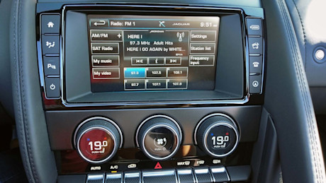 Editorial 14 sw 2016 jaguar f type