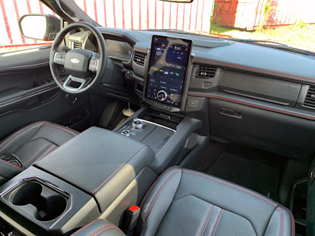 Editorial 2022 ford expedition limited stealth edition 19 mg