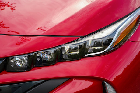 Editorial 2022 toyota prius prime upgrade 11 jm