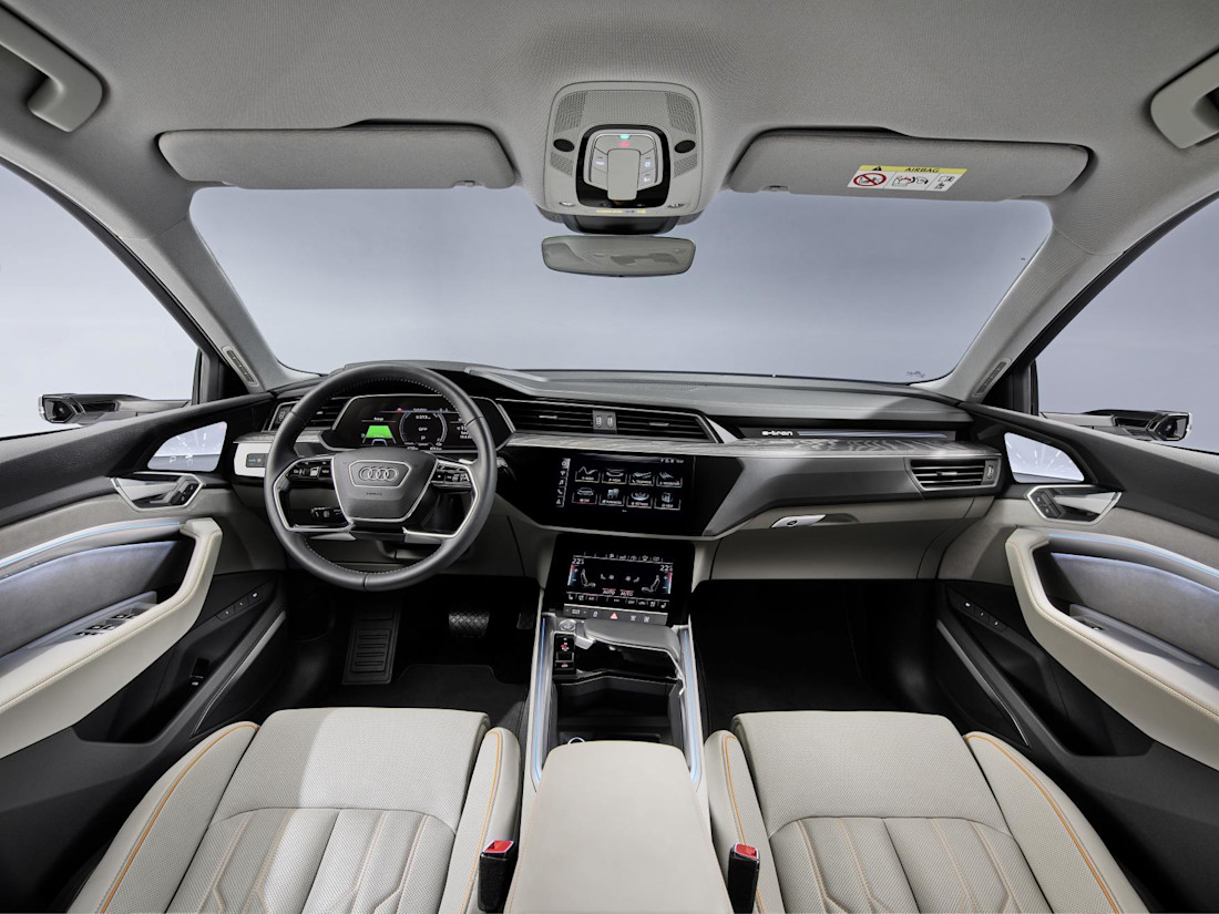 Audi e-tron 50 quattro 08.jpg