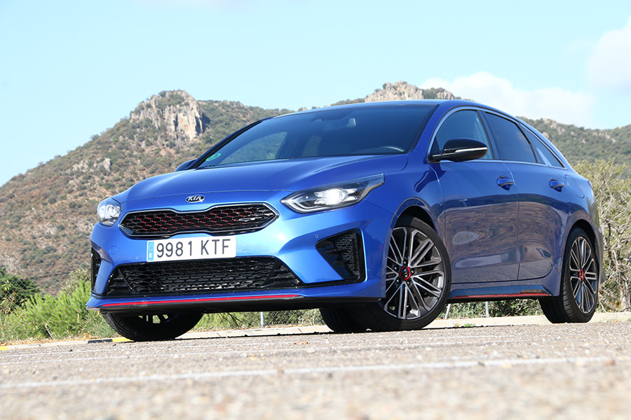 kia-proceed-gt (38).JPG