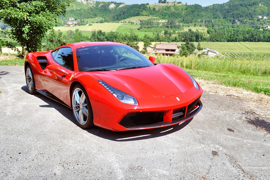 Editorial 2016 ferrari 488 gtb mb 01