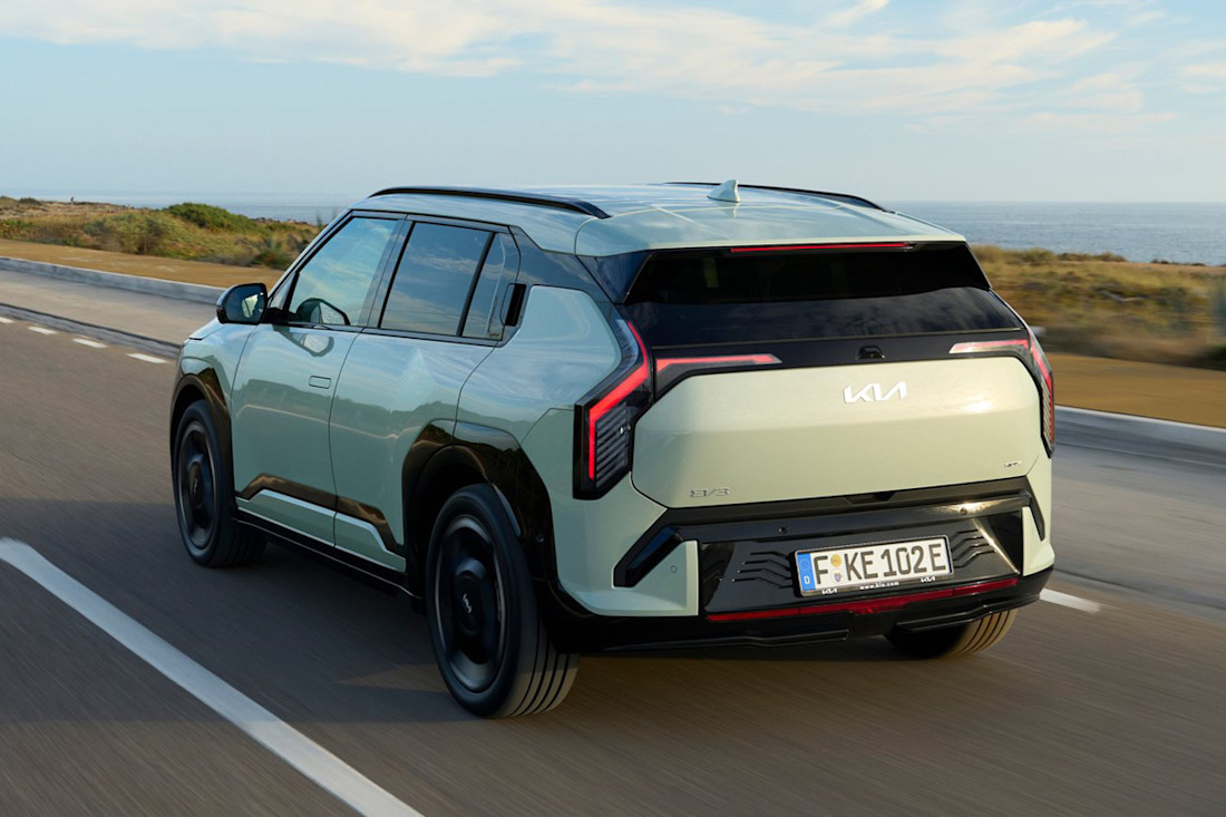 kia-ev3-side