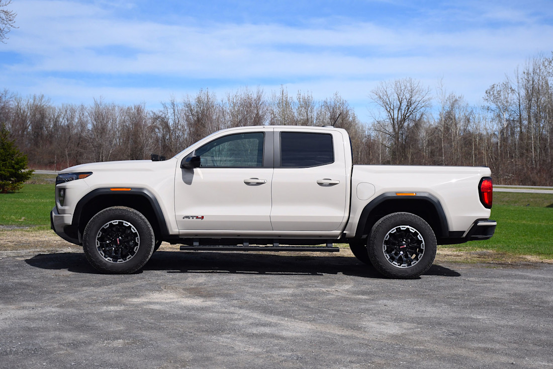 2026 GMC Canyon - TD - DR - 260506 - 21.jpg