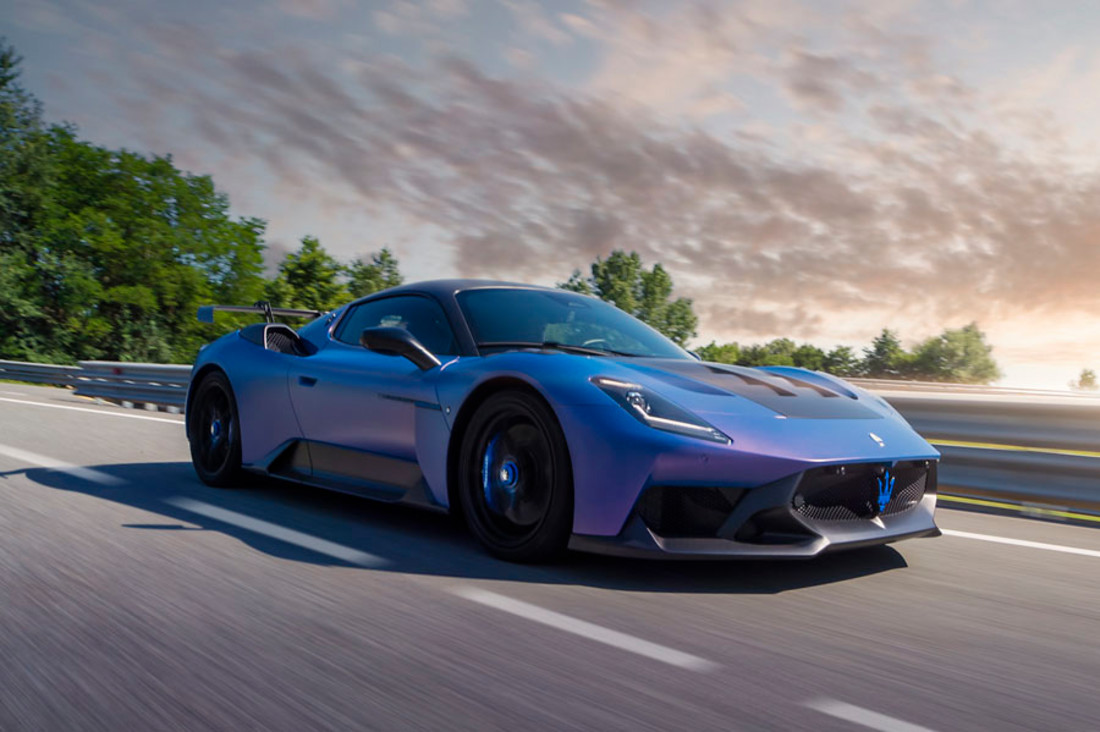 Maserati GT2 Stradale (1).jpg