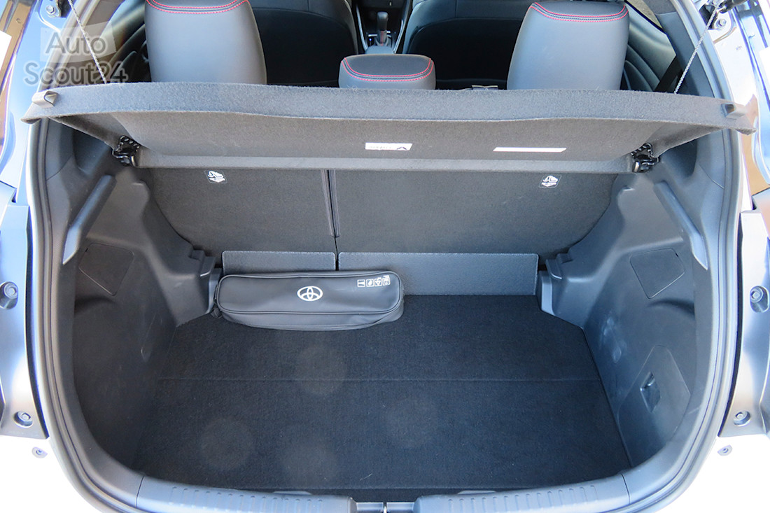 29_toyota yaris gr.JPG