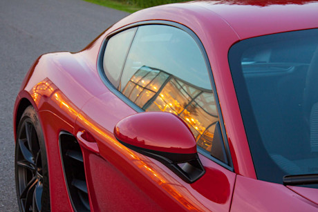 Editorial 2018 porsche cayman gts 18 lw