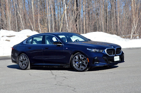 BMW i5 M60 xDrive 2024 : essai routier Image