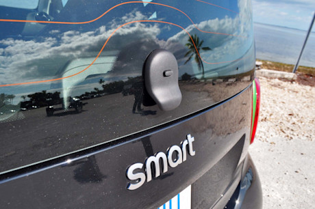 Editorial 2017 smart fortwo electric drive 09 mb