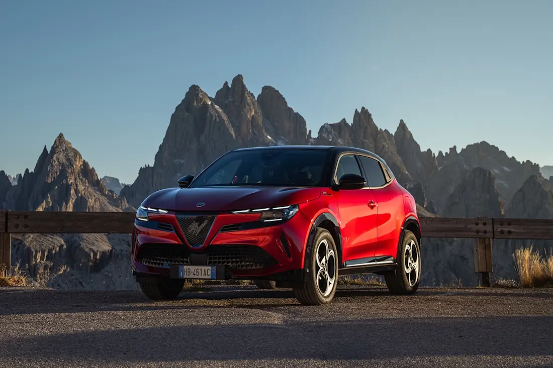 BEBE20251106 Alfa Romeo 01