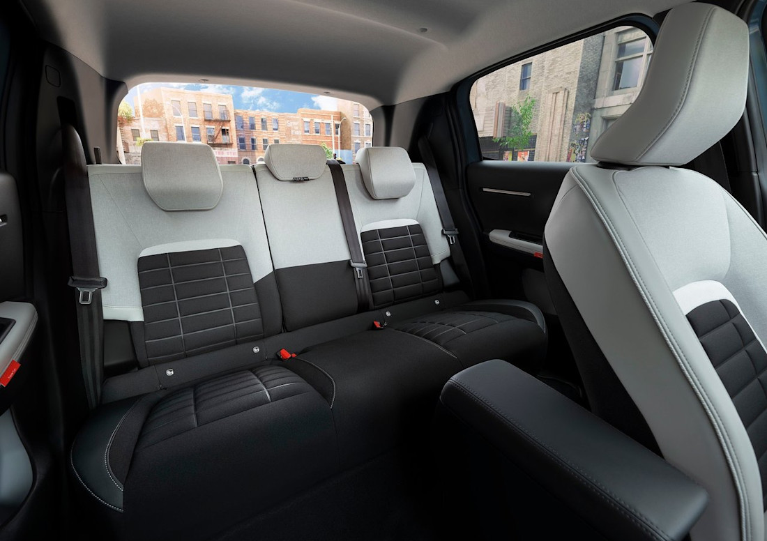 Citroen-e-C3-2024-Innerraum 2