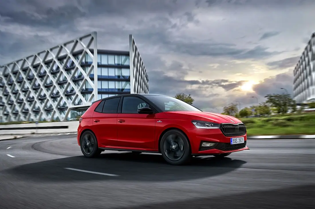 Skoda Fabia Monte Carlo (2023) rijdend, vooraanzicht Skoda Fabia Monte Carlo (2023) rijdend, vooraanzicht