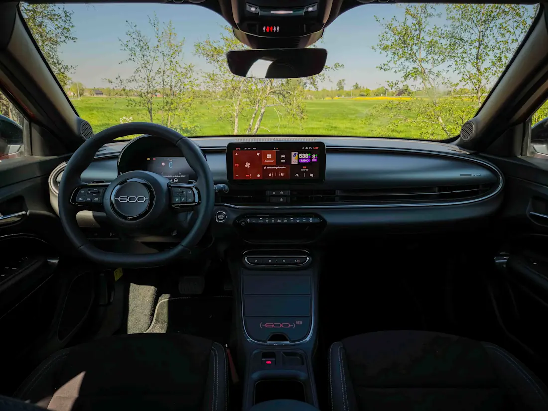 AutoRAI Fiat 600 Hybrid 145 Sport 16