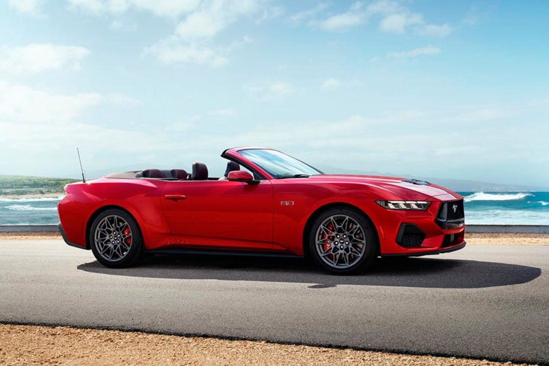 Ford-Mustang-Convertible-2024 (3).jpg