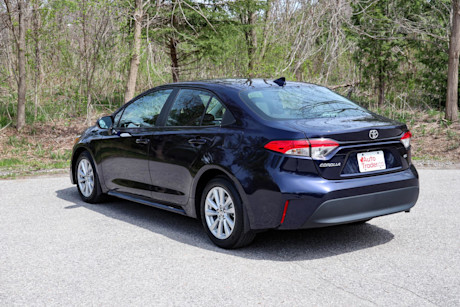 Editorial 2023 toyota corolla le upgrade td 230623 05 jm