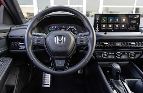 Editorial 2025 toyota camry vs honda accord comp jw 240918 11