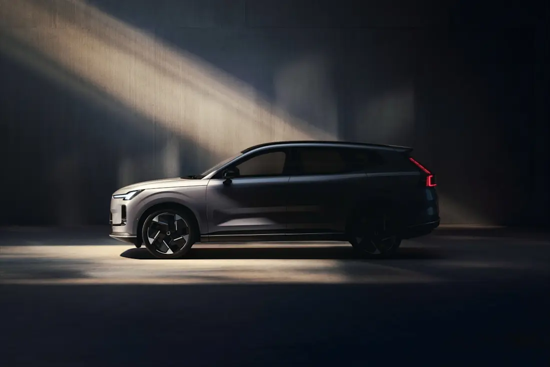 volvo-xc70-2026 (2)