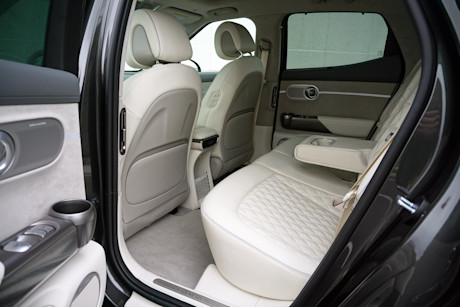 Editorial 2024 genesis gv60 performance awd td 231128 16 di