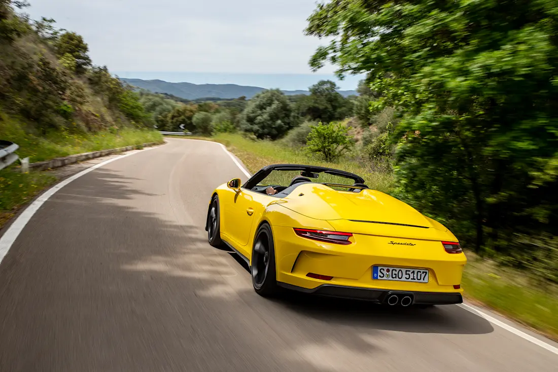 Porsche-Speedster-dynamic