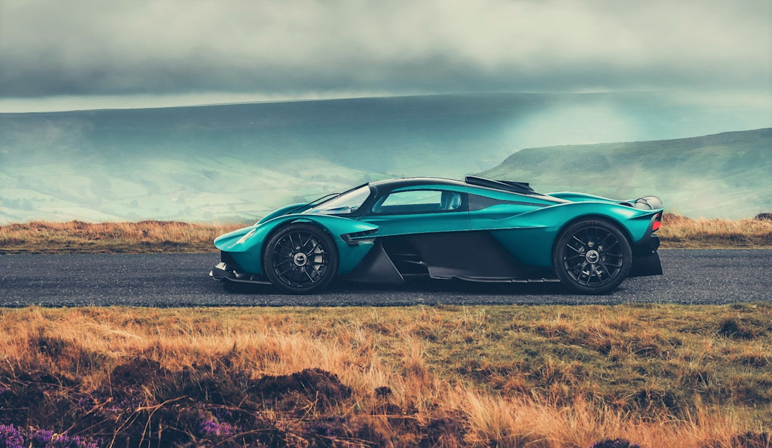 aston-martin-valkyrie-seitenansicht
