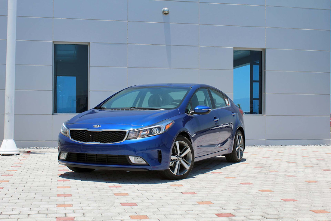 Editorial 2017 kia forte 02 pb