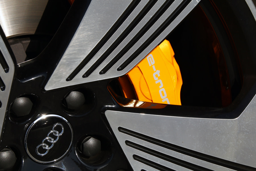 audi-etron-08.JPG