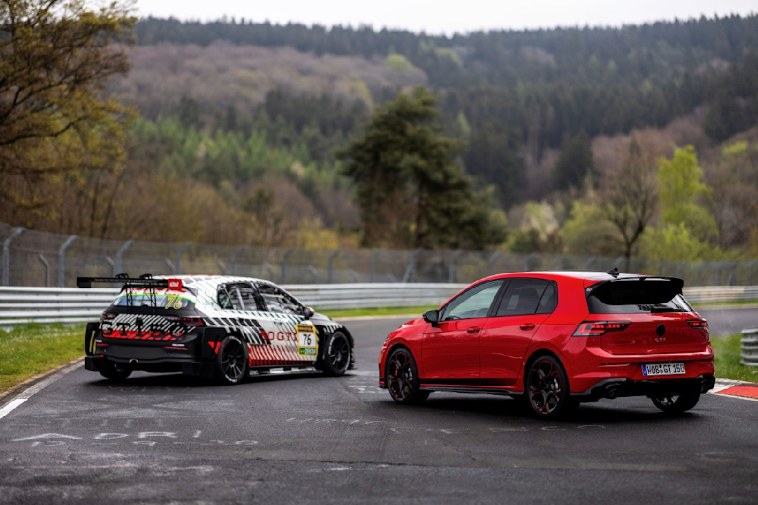 vw-golf-gti-edition-50 (7).jpg