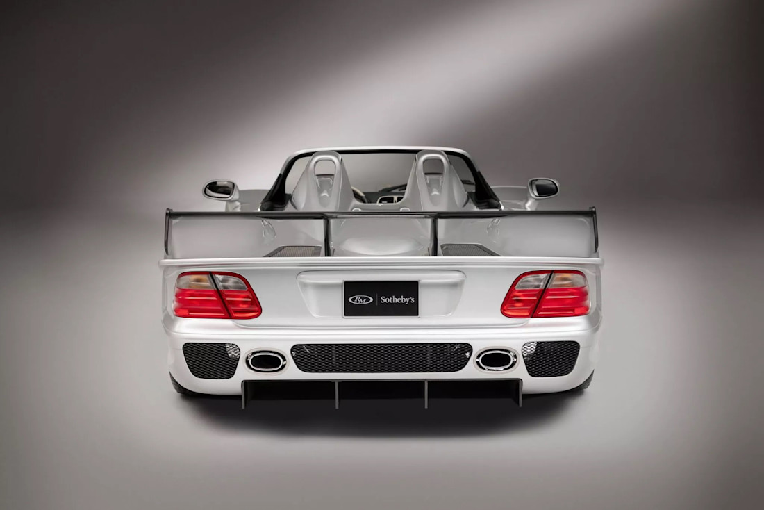 Mercedes-CLK-GTR-Roadster-2002-precio-subasta (6).jpg