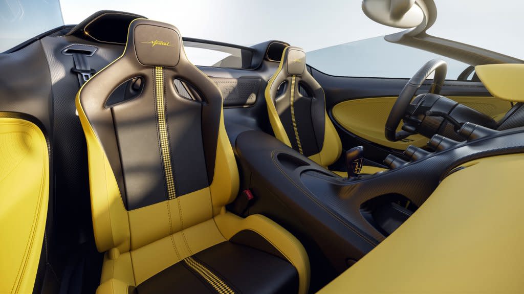 bugatti-w16-mistral-2022-5.jpg