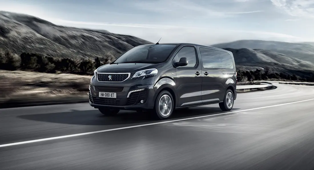 PEUGEOT e-Traveller