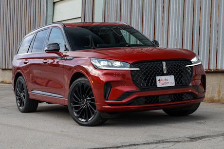 Editorial 2025 lincoln aviator reserve td jv 250127 32