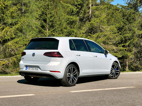 Editorial 2018 volkswagen golf gte 06 bh