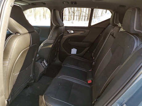 Volvo XC40 2020 : essai routier Body Image