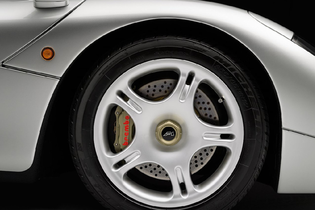 McLaren-F1-1993 (8).jpg