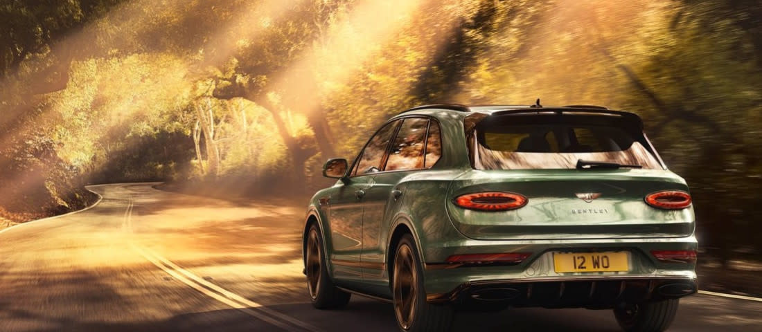 Bentley-Bentayga-2021-1280-08-1100
