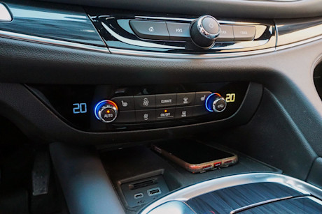 Editorial 2022 buick enclave essence 27 di