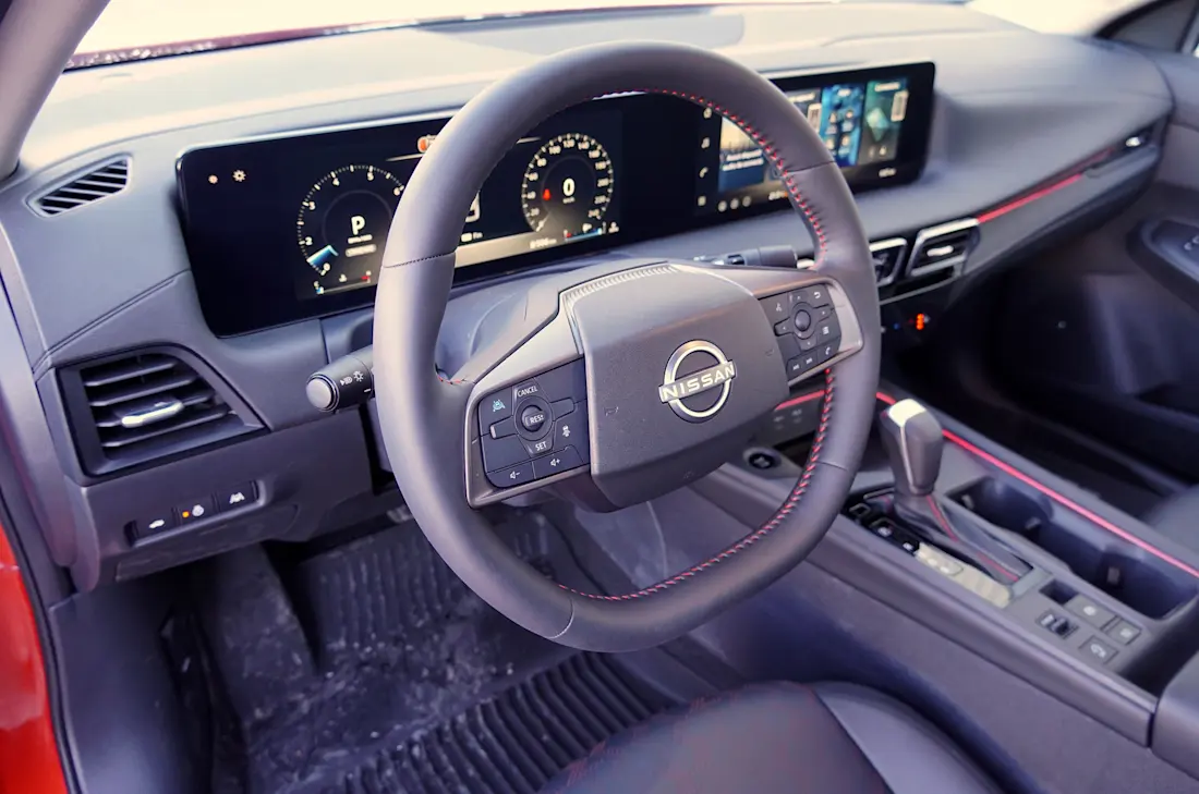 2026 Nissan Sentra SR - TD - VA - 260327 - 22