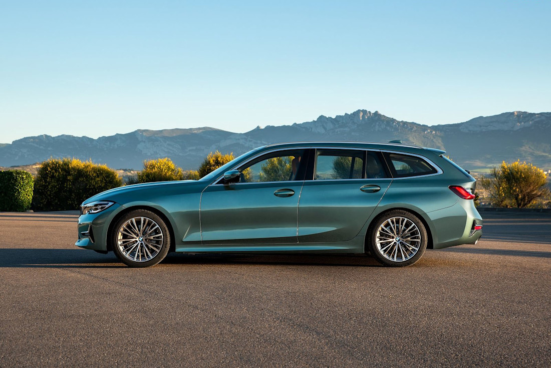 BMW-3er-Touring-Side.jpg